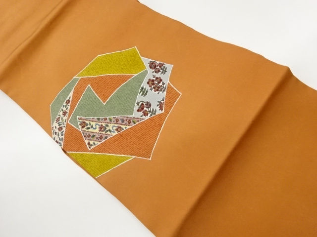 作家物　塩瀬手描き幾何学に花葉模様名古屋帯